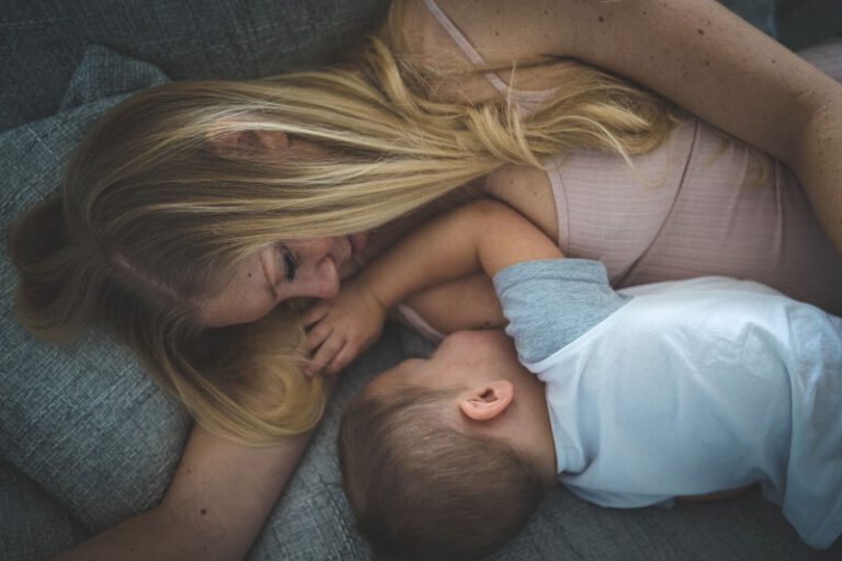 Steffi Weiss, IBCLC-Stillberaterin, Kinderintensiv- und Anästhesiefachschwester – und Gründerin vom Deutschen Kompetenzzentrum für Stillen und Laktation, Zungenband Expertin, Stillberatung & Zungenband